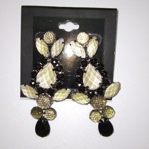 Pendant earrings